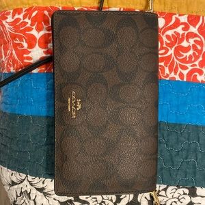 Coach Crossbody Wallet